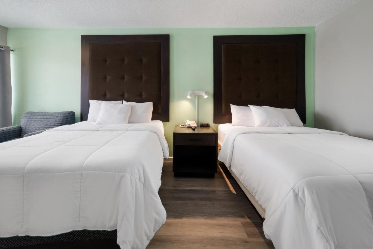 Americas Best Value Inn And Suites Blytheville Buitenkant foto